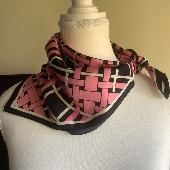 Navy/Pink/Ivory 21” Square Scarf - Picture 1 of 6